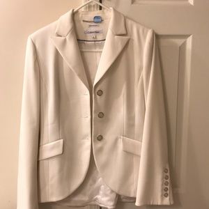 Calvin Klein White 2 piece Suit w/skirt